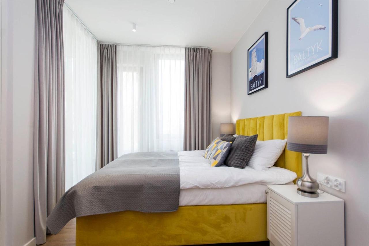 Yellow Rentyear Apartments กดัญสก์ ภายนอก รูปภาพ