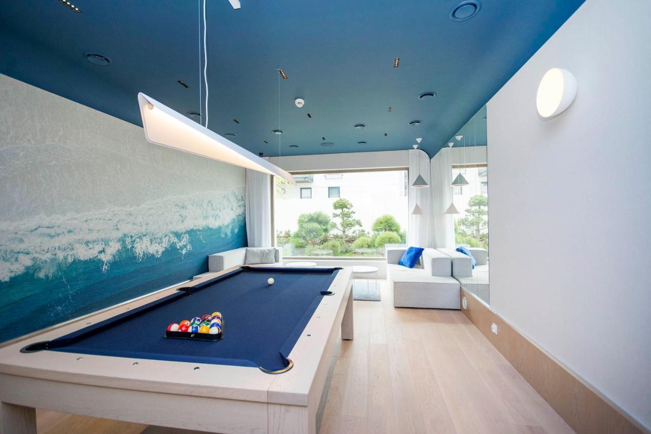Yellow Rentyear Apartments กดัญสก์ ภายนอก รูปภาพ