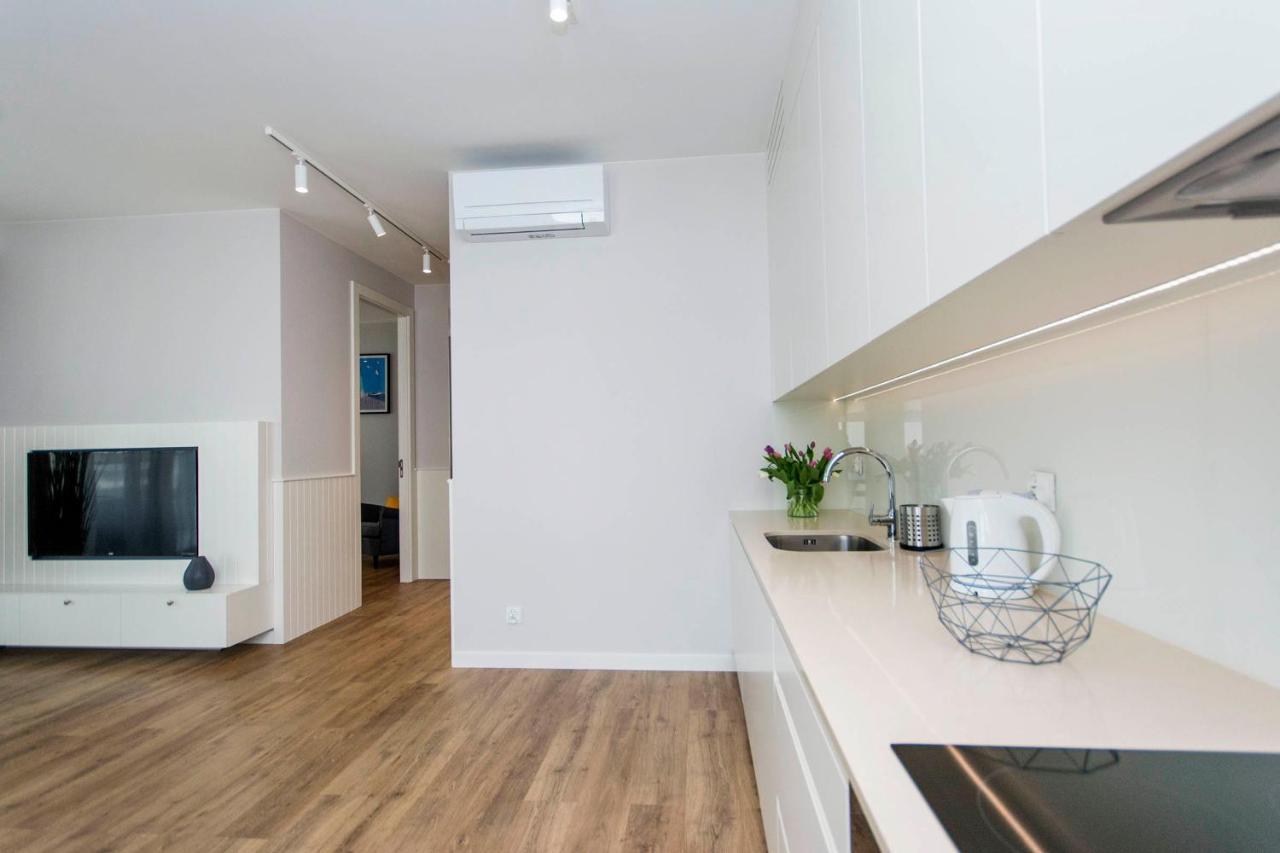Yellow Rentyear Apartments กดัญสก์ ภายนอก รูปภาพ